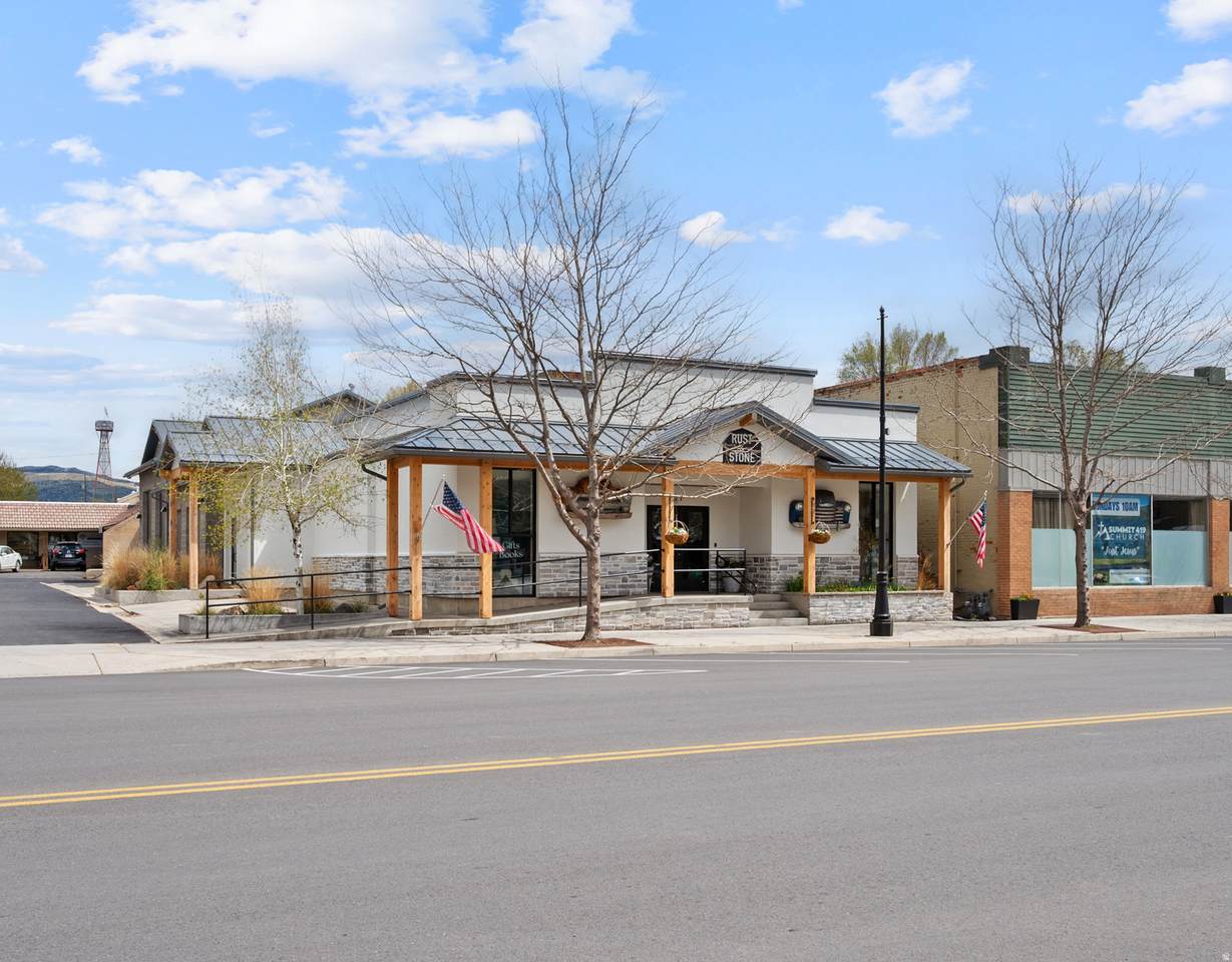 21 Main St - Photo 1