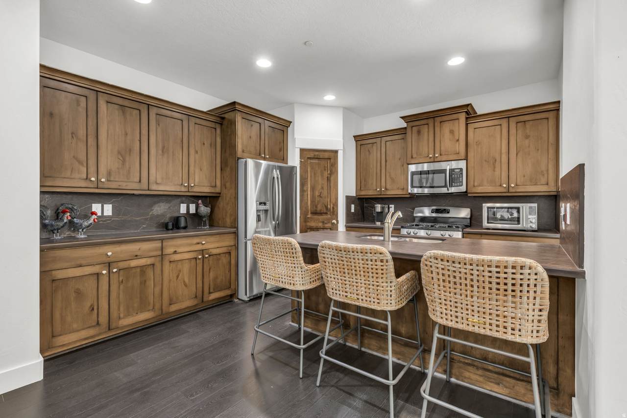 https://bt-photos.global.ssl.fastly.net/wasatch/1280_boomver_1_2169537-1.jpg