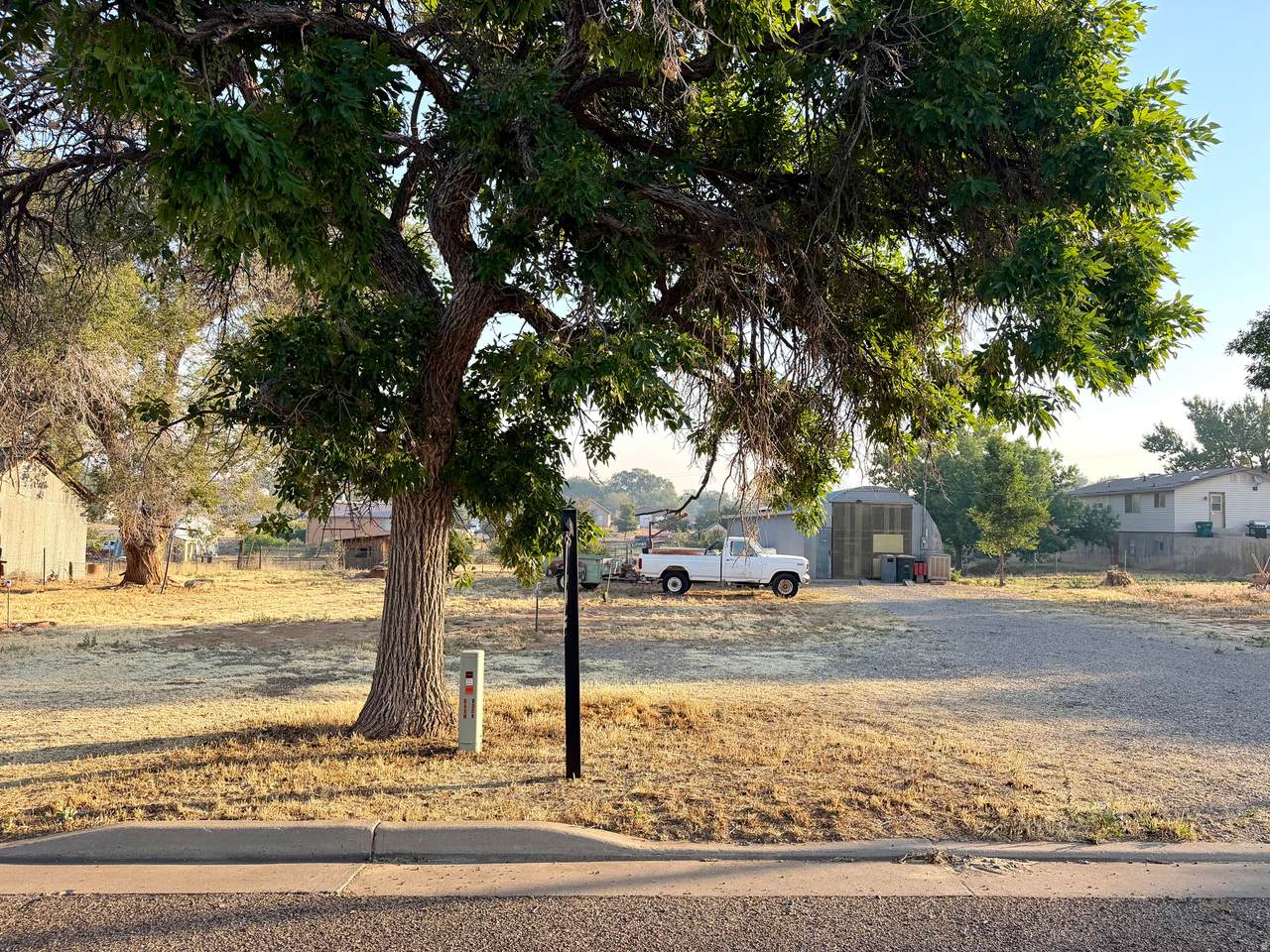 240 300 - Photo 1