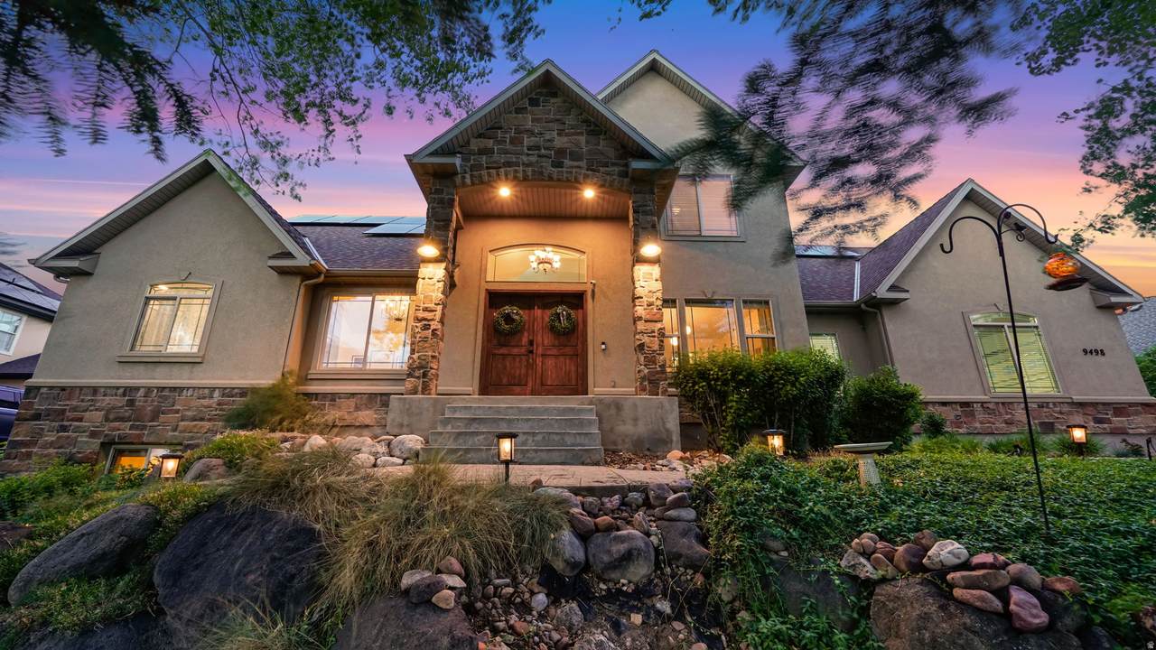 9498 Canyon Heights Dr - Photo 1