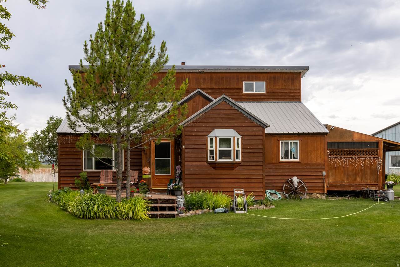 3415 Highway 34 - Photo 1