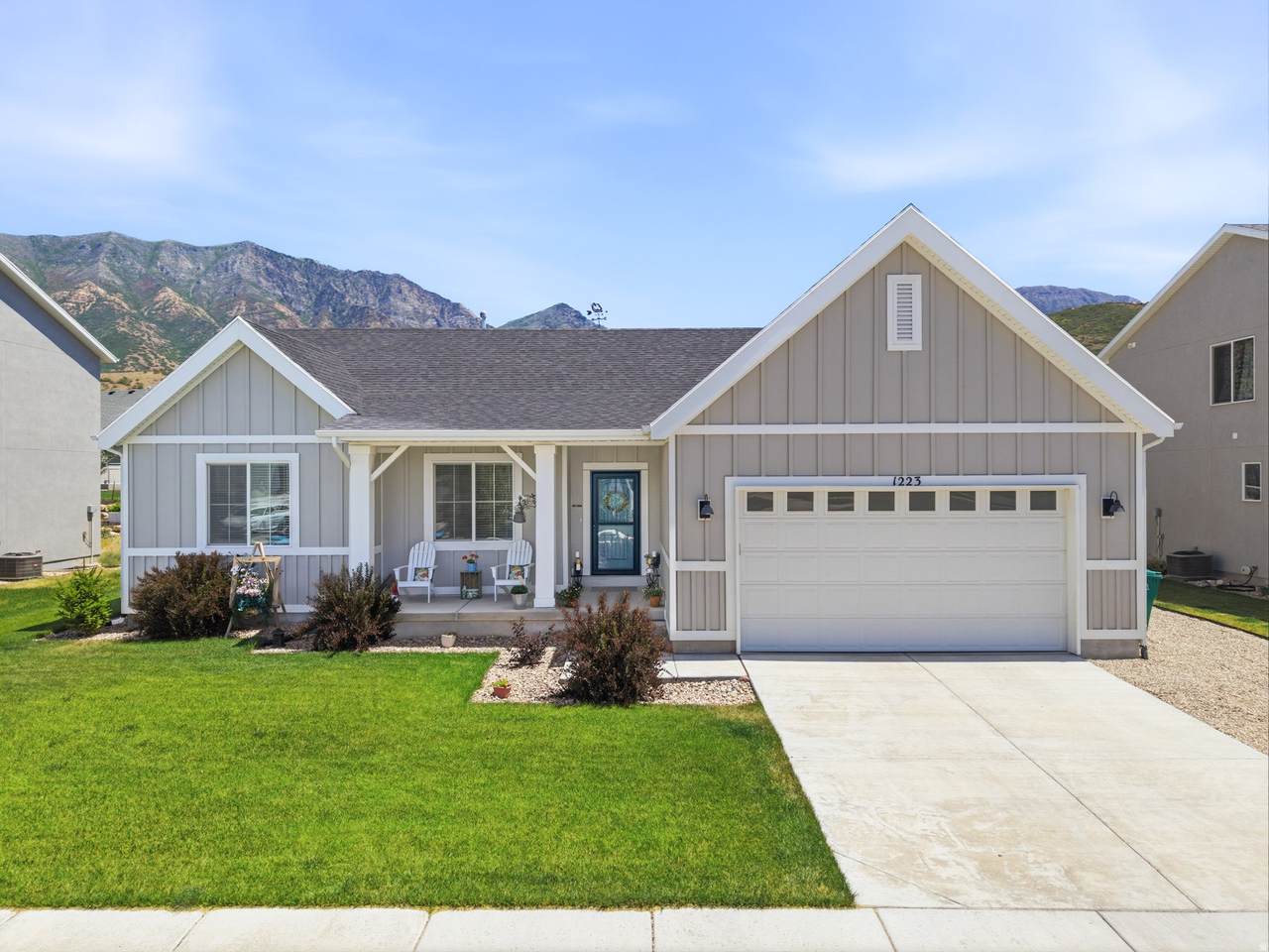 1223 Red Cliff Dr - Photo 1