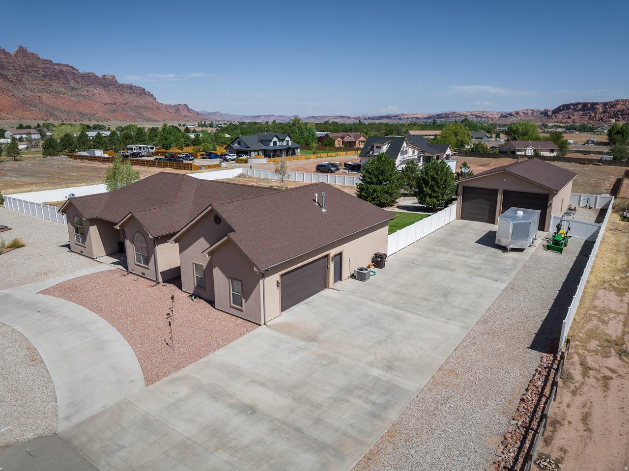 4635 Sunny Acres Ln - Photo 1