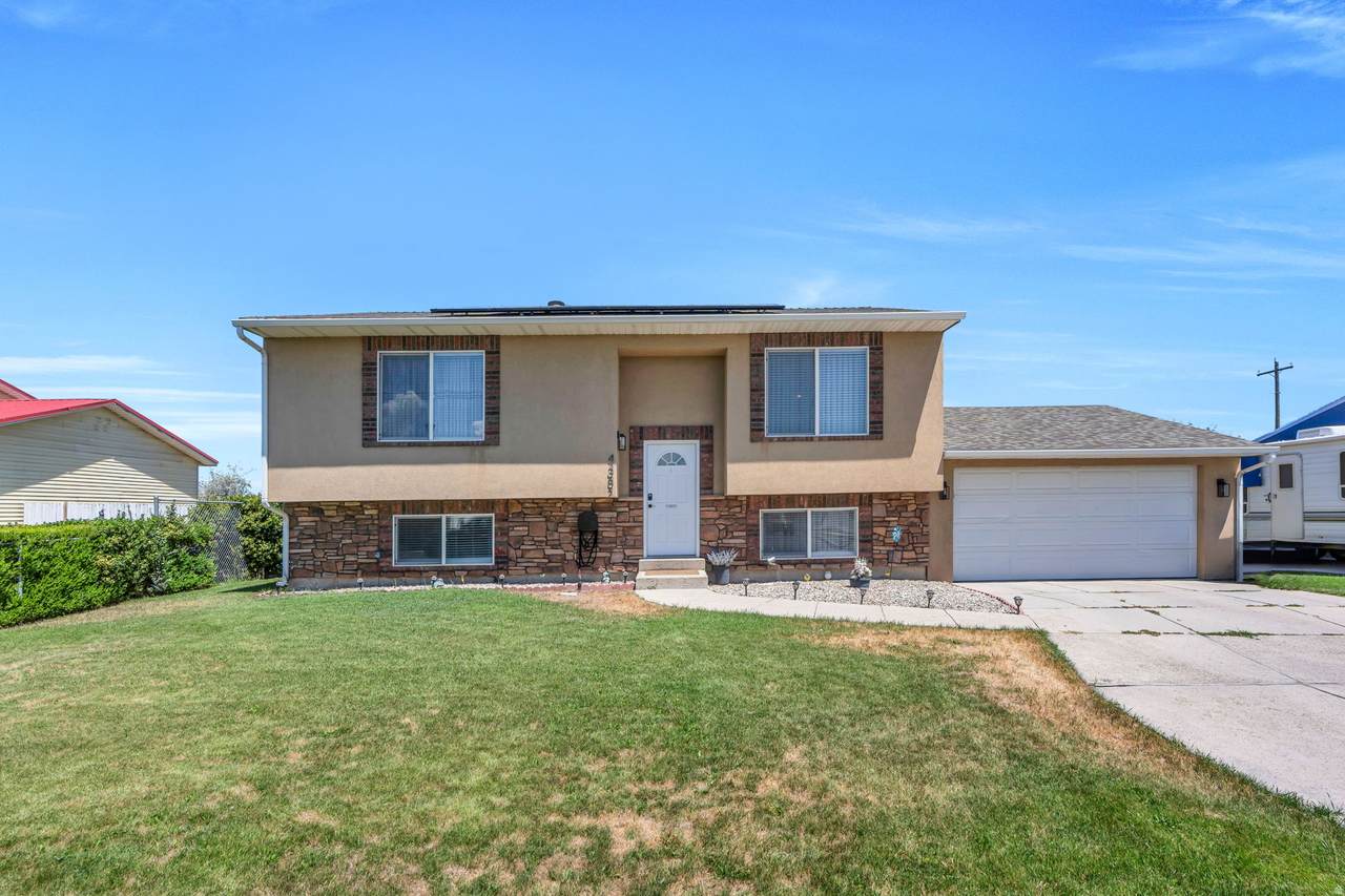 4382 Cortney Dr - Photo 1