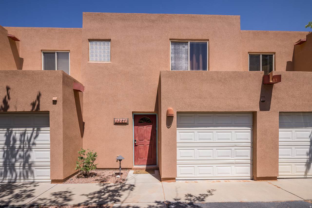 3287 Fairway Loop - Photo 1