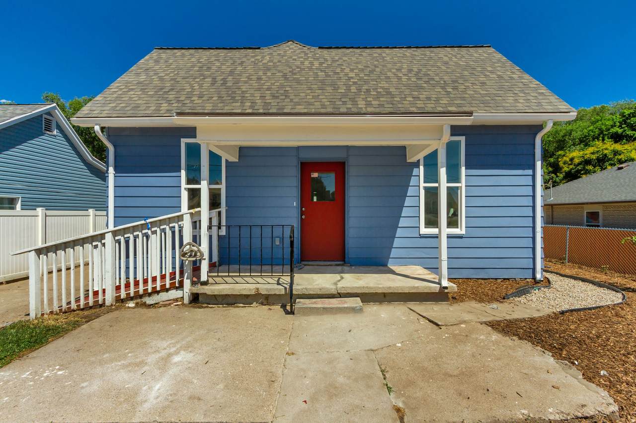 2038 Adams Ave - Photo 1
