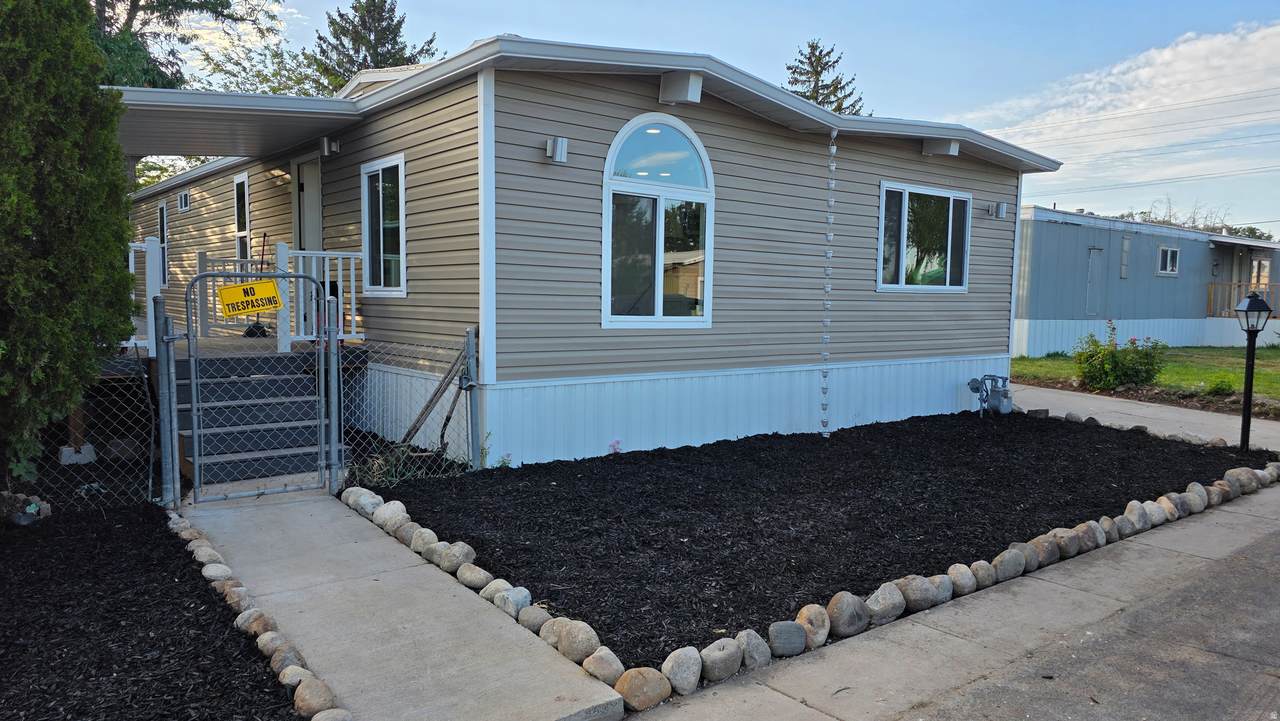 8949 Reliance Dr - Photo 1