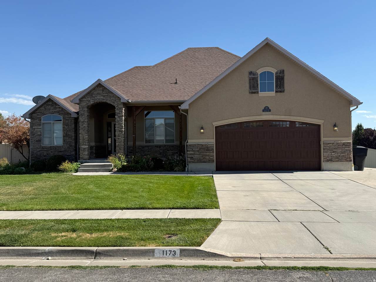 1173 2175 - Photo 1