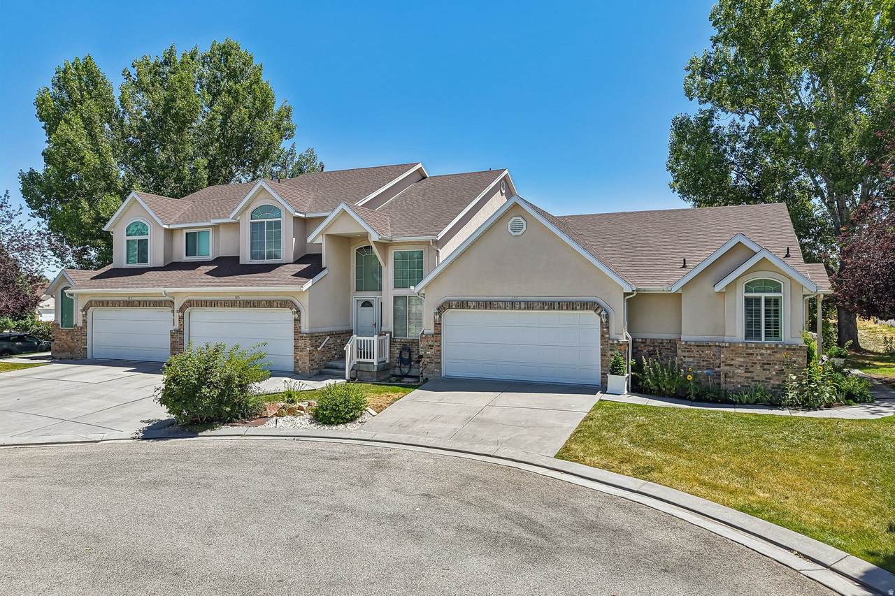 175 Country Ct - Photo 1