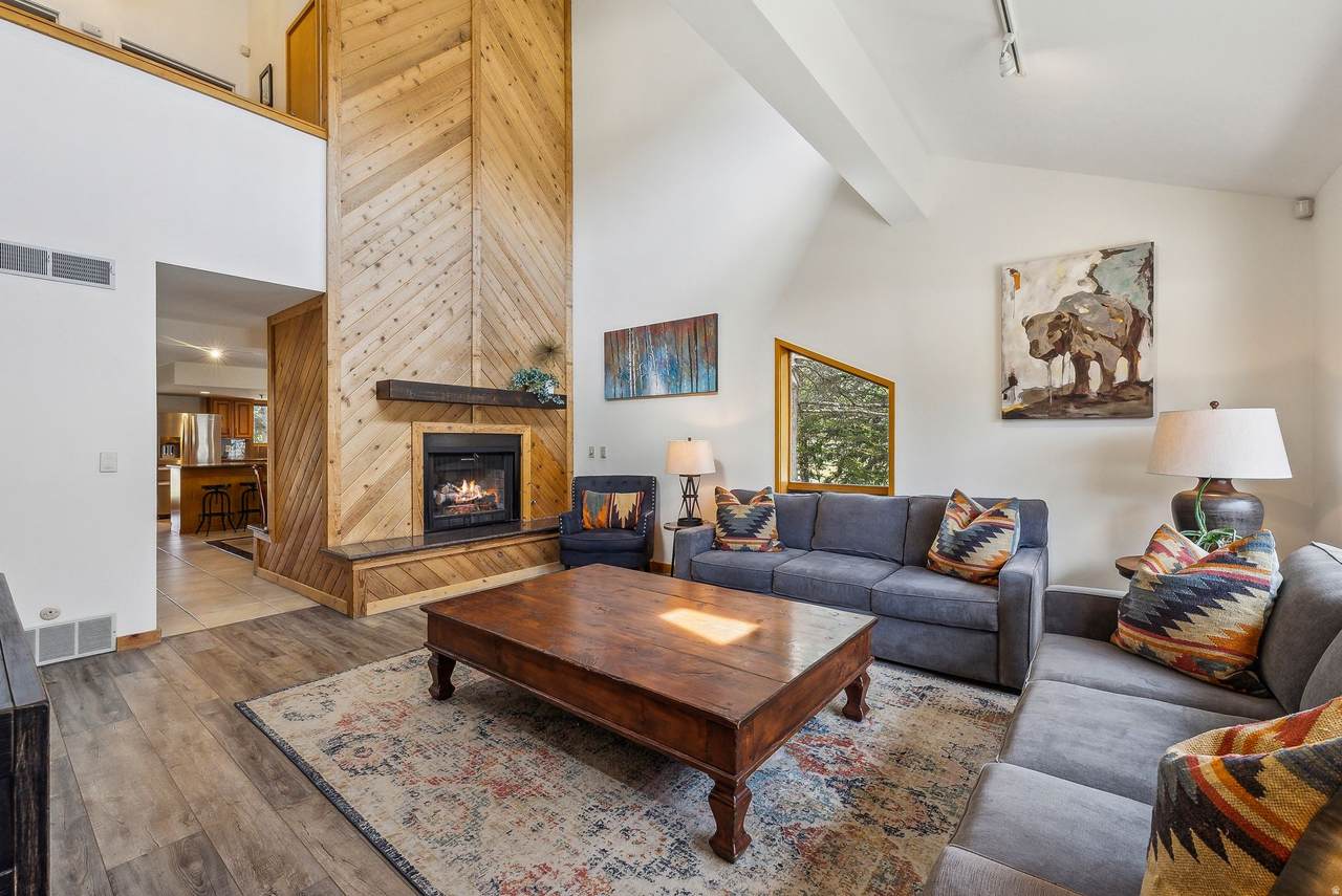 1450 Deer Valley Dr - Photo 1