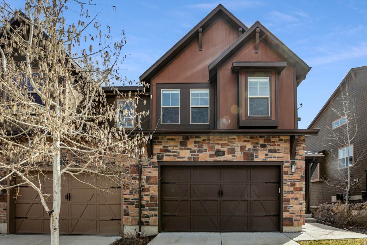 1018 Abigail Dr - Photo 1