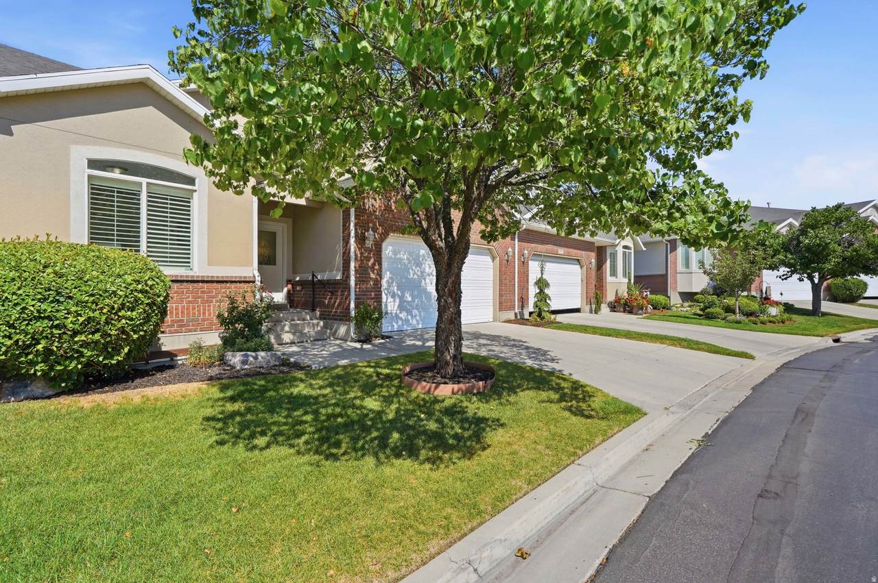 9487 Peaceful View Way - Photo 1