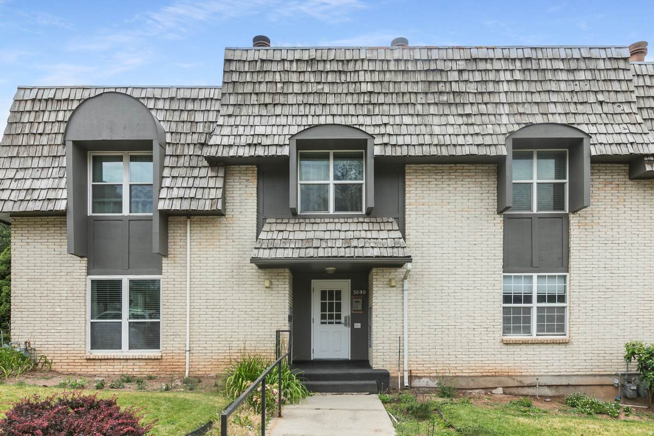 3000 Kennedy - Photo 1