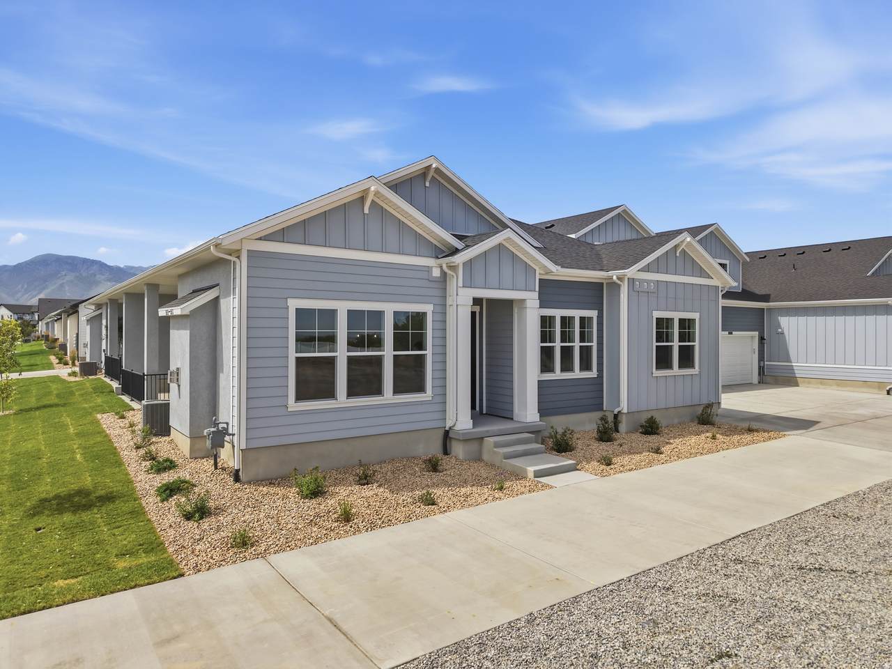 567 Legend Way - Photo 1
