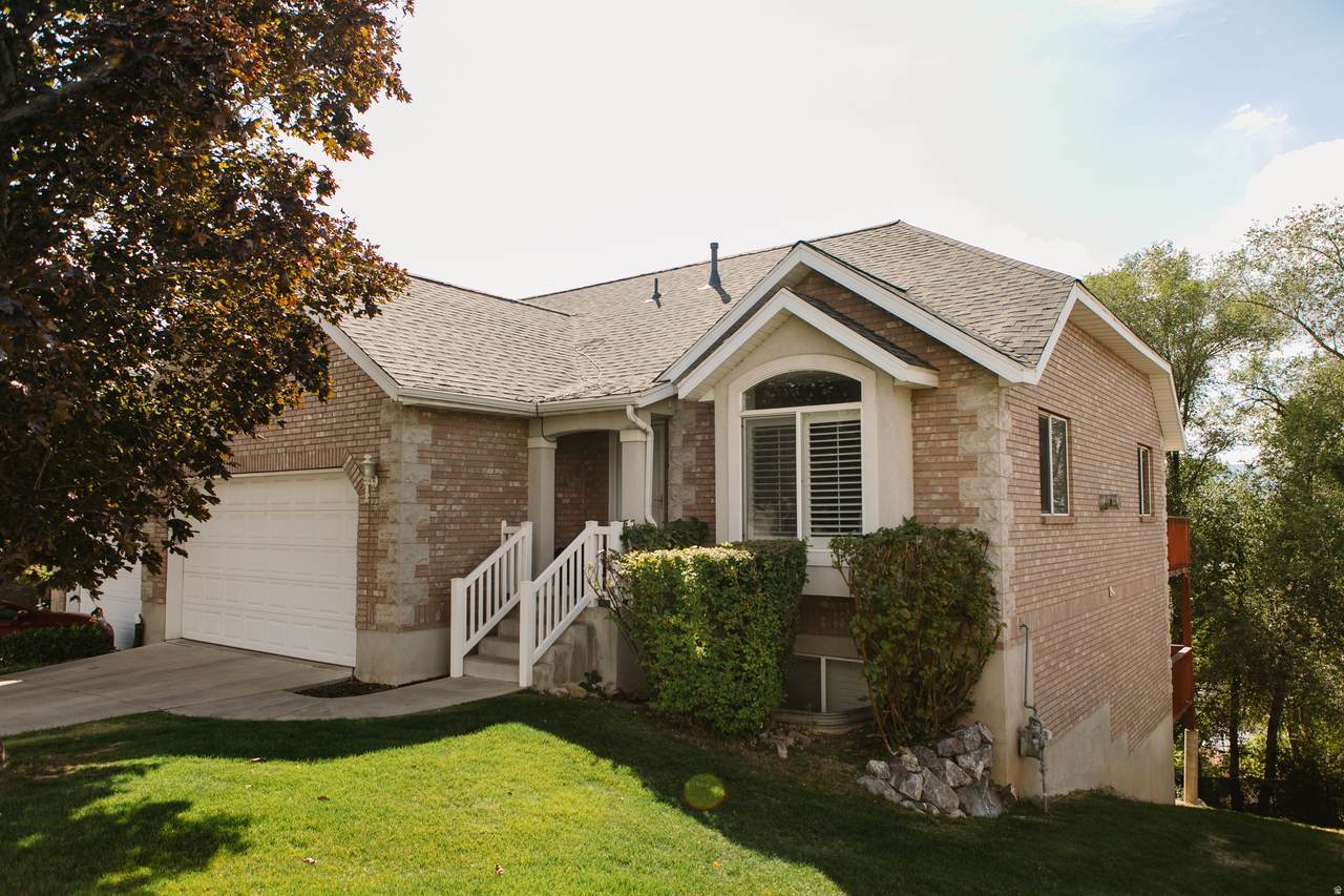 104 Ridgeview Dr - Photo 1