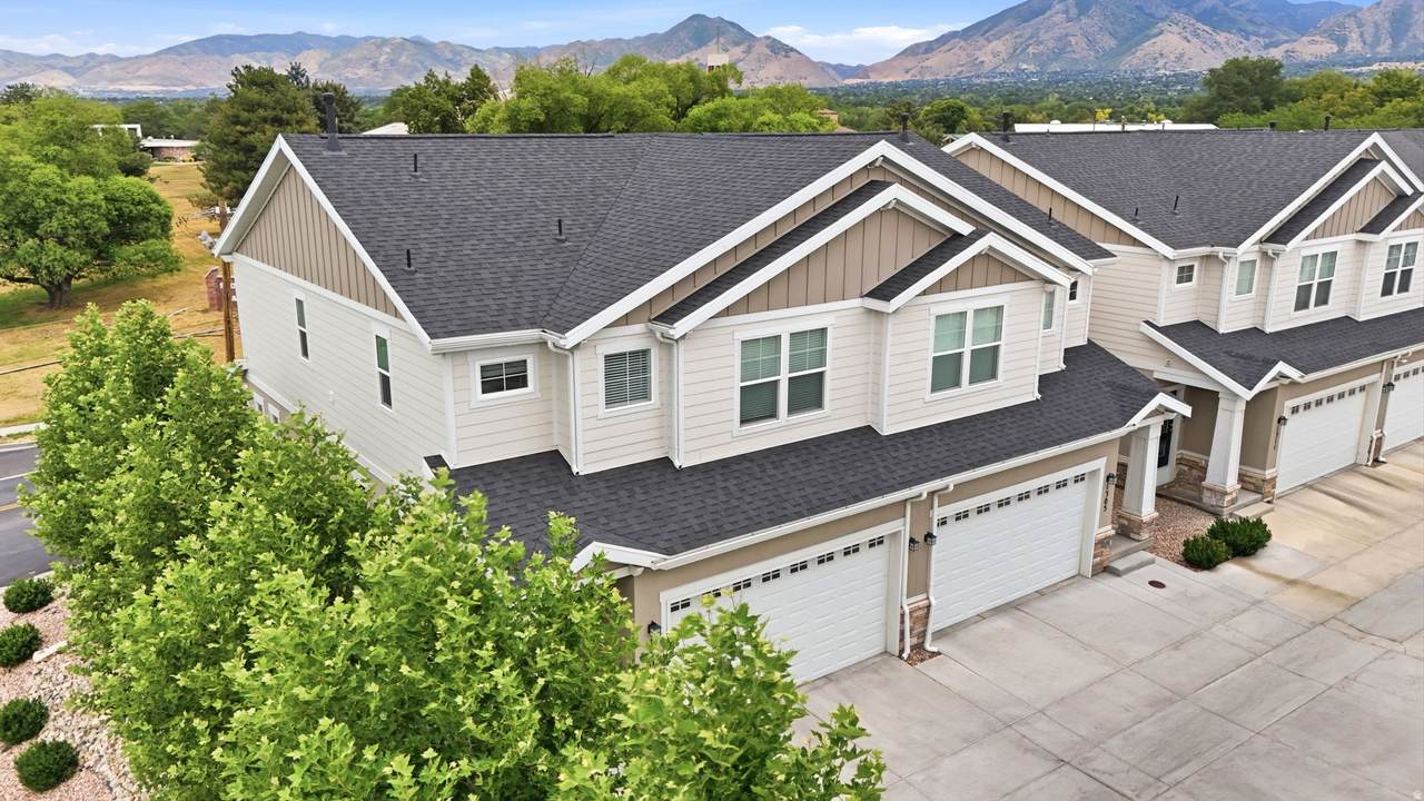 1303 Weyburn Ln - Photo 1
