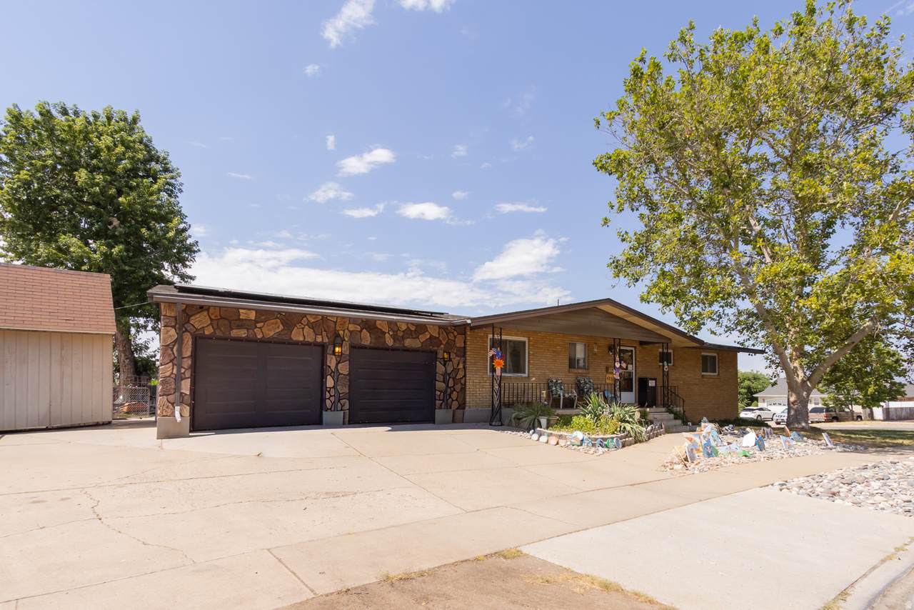 4251 2350 - Photo 1
