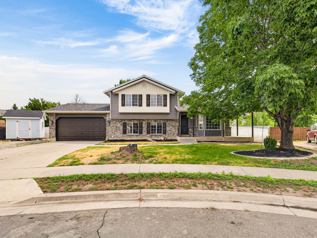 427 700 - Photo 1