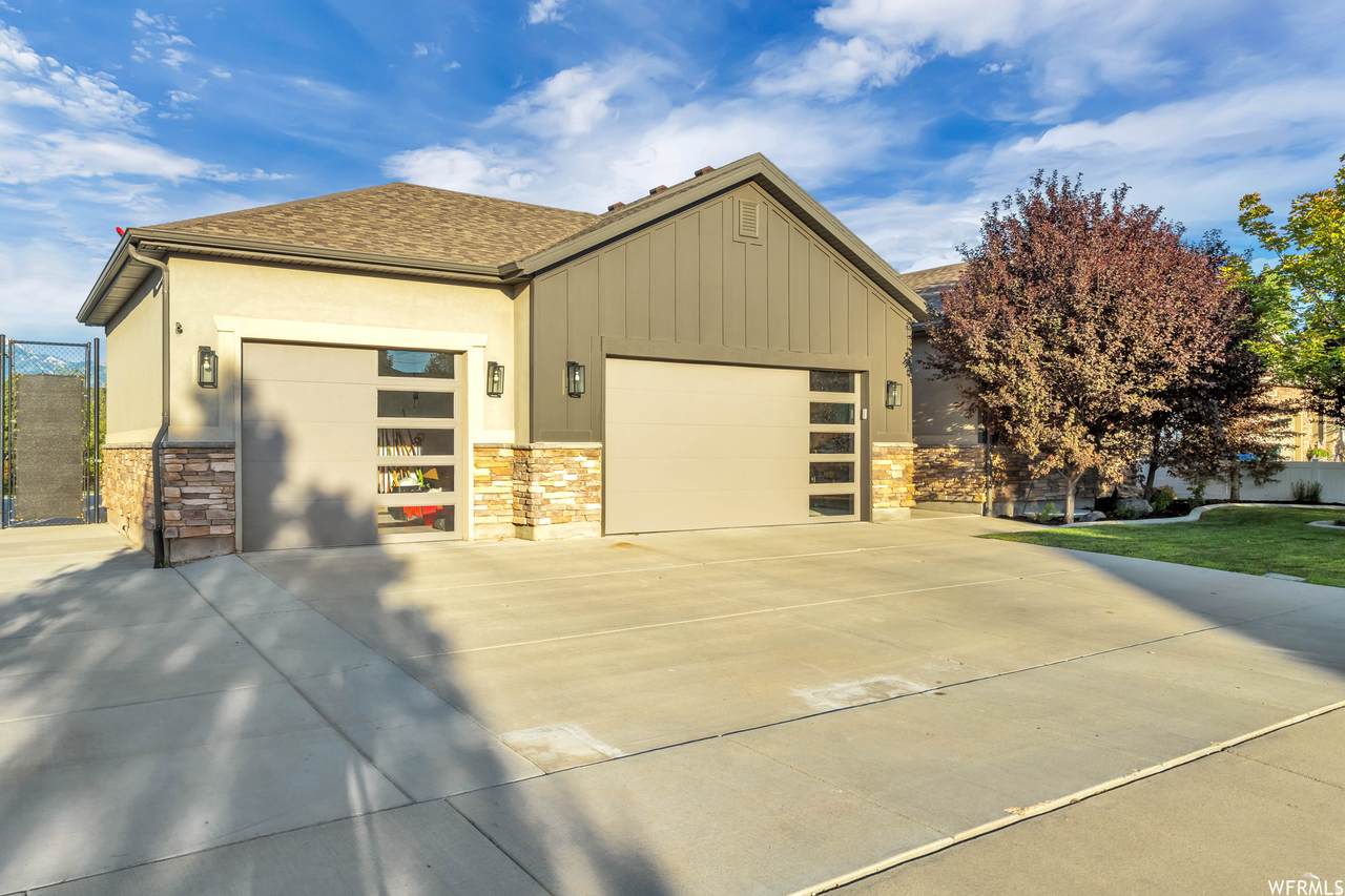 12543 Andreas St - Photo 1