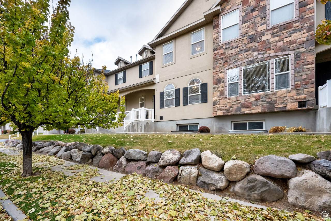 7861 Cool Creek Way - Photo 1