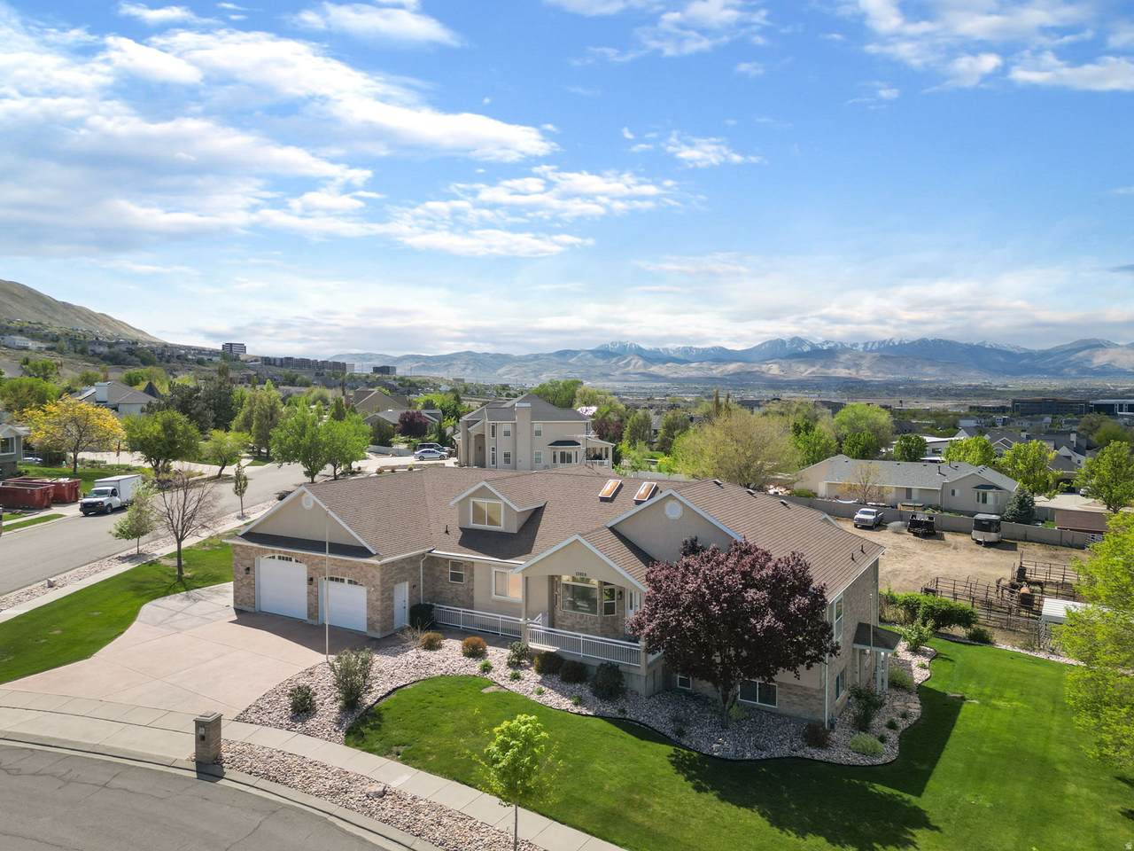 13920 Cromwell Ln - Photo 1