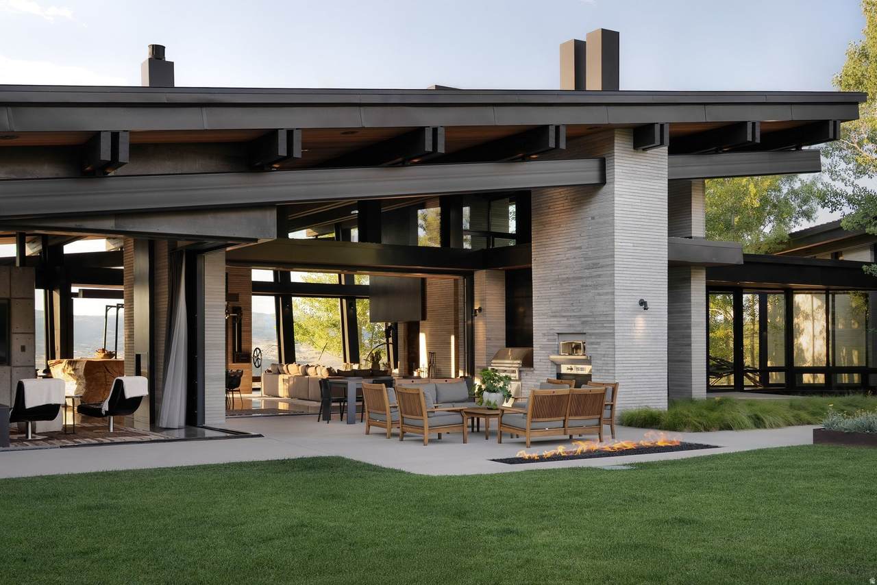 29 Marilyn Ct - Photo 1