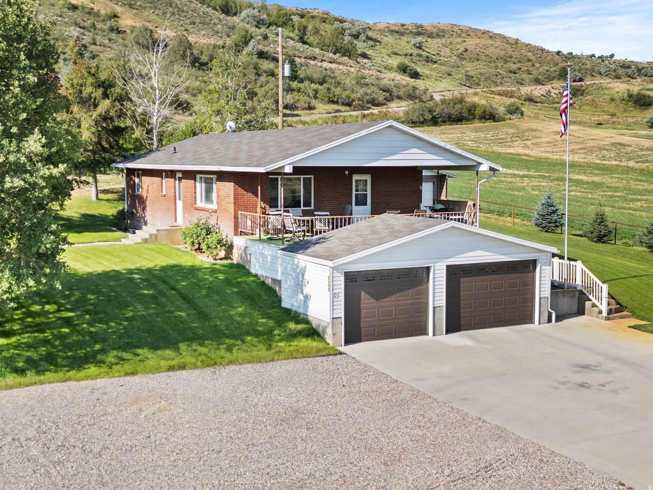 2949 Riverdale Dugway Rd - Photo 1