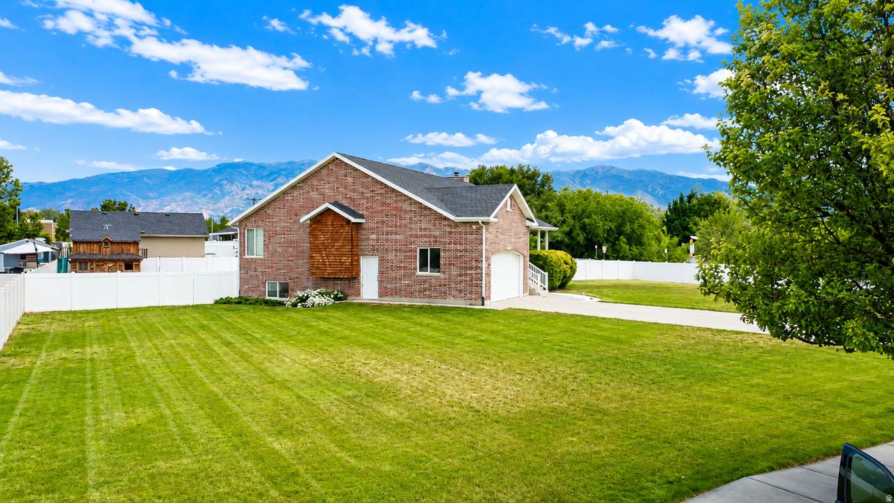 https://bt-photos.global.ssl.fastly.net/wasatch/1280_boomver_1_2174916-1.jpg