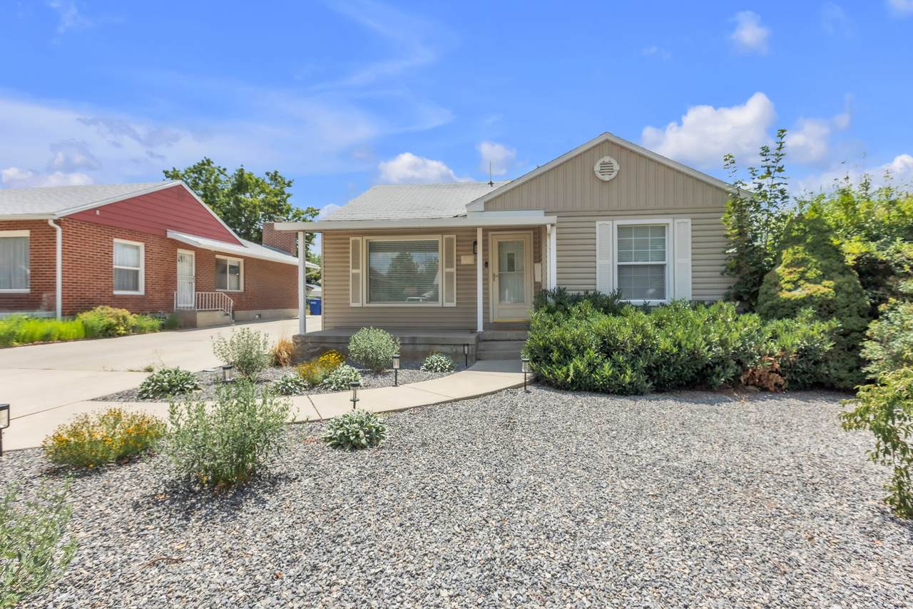 938 Elgin Ave - Photo 1