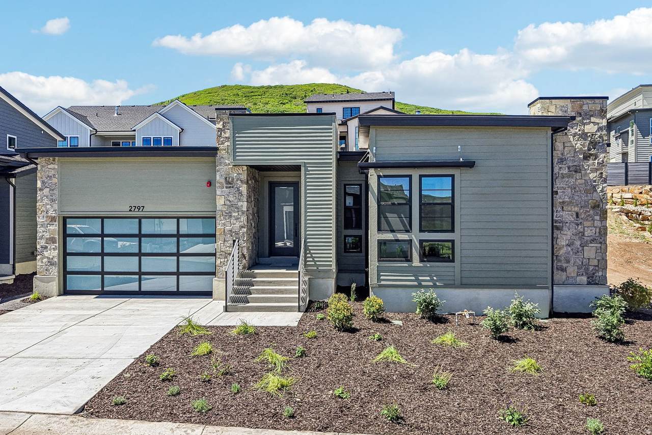 2797 Piper Way - Photo 1