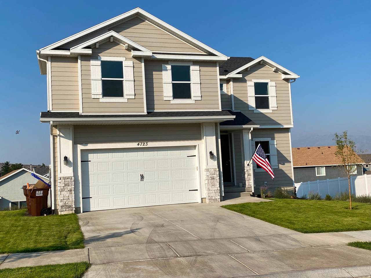 4723 Golden Meadow Xing - Photo 1