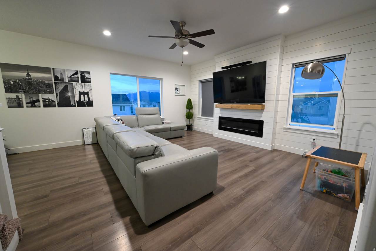 https://bt-photos.global.ssl.fastly.net/wasatch/1280_boomver_1_2175546-1.jpg