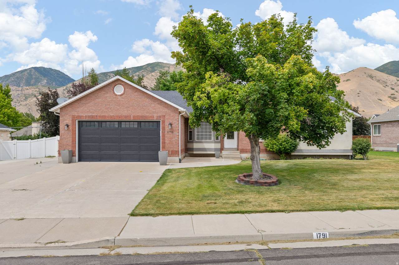 1791 Red Barn Rd - Photo 1