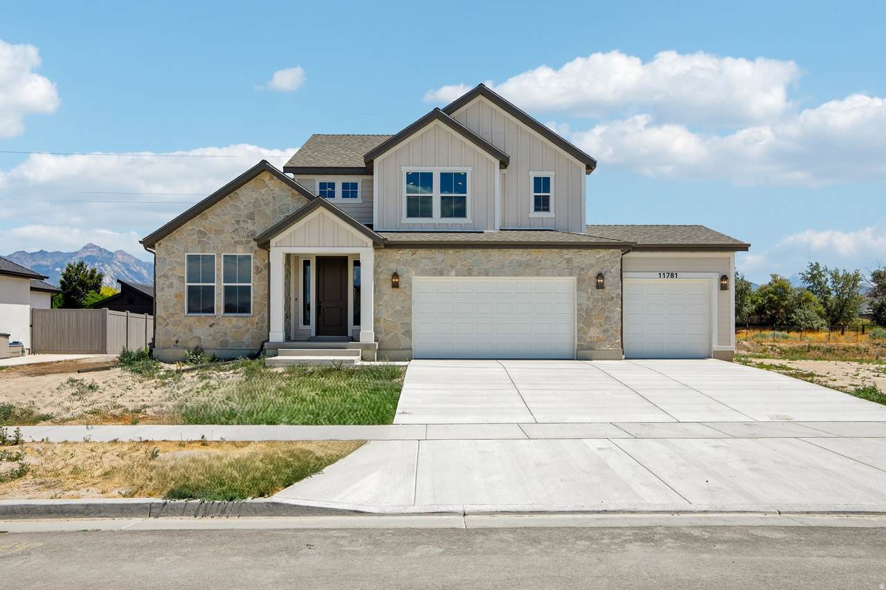 11781 Halls Rd - Photo 1