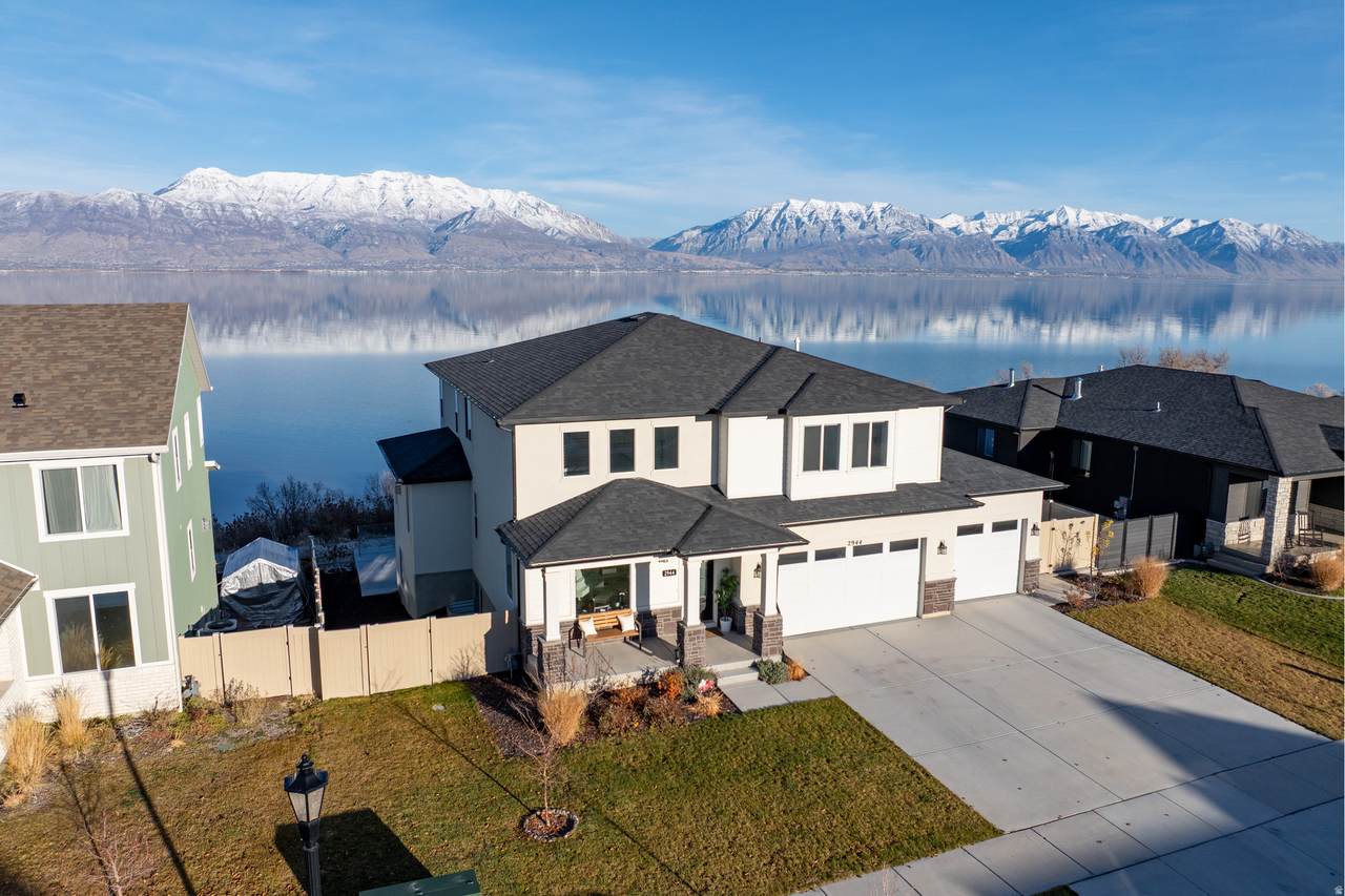 2944 Greenhead Dr - Photo 1