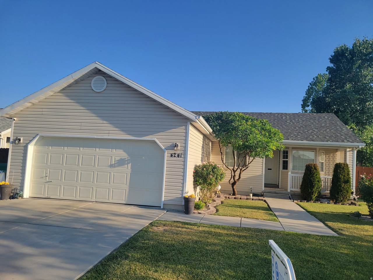 4241 5250 - Photo 1