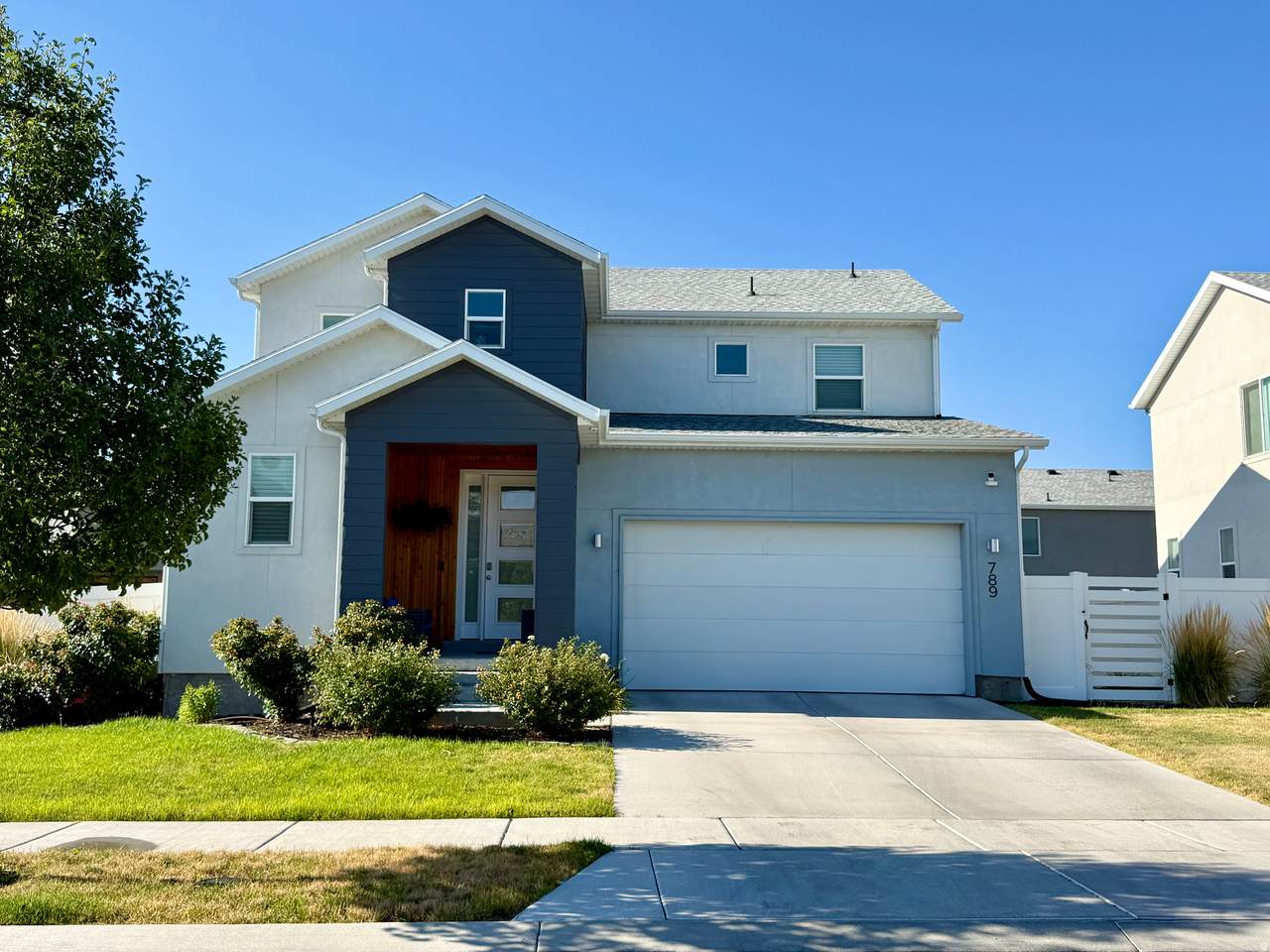 789 Wickham Dr - Photo 1