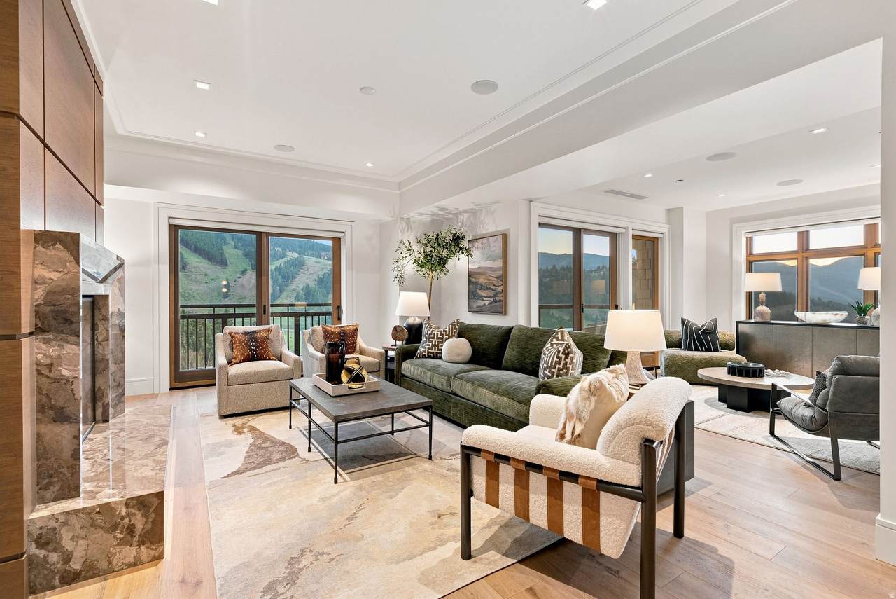 2300 Deer Valley Dr - Photo 1