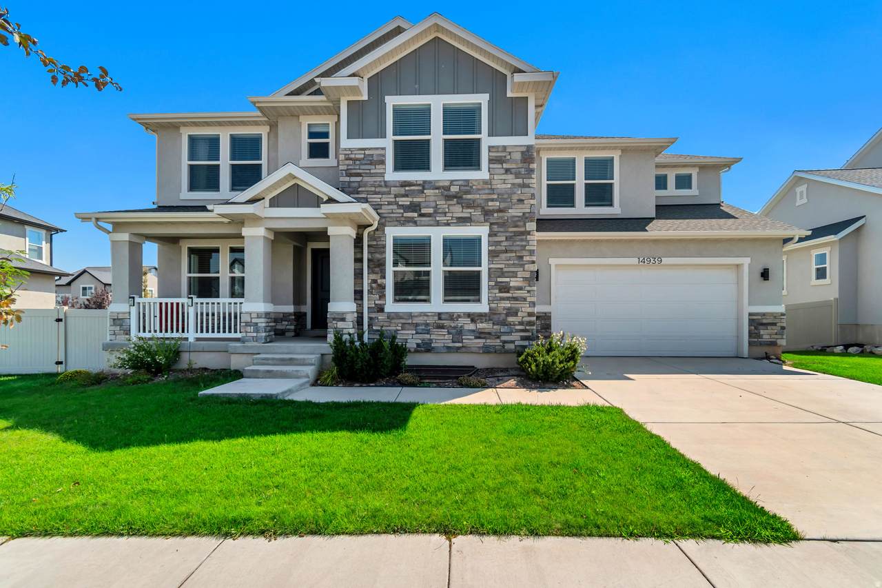 14939 Tilton Dr - Photo 1