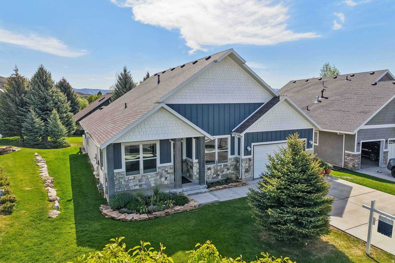 1238 Canyon View Rd - Photo 1