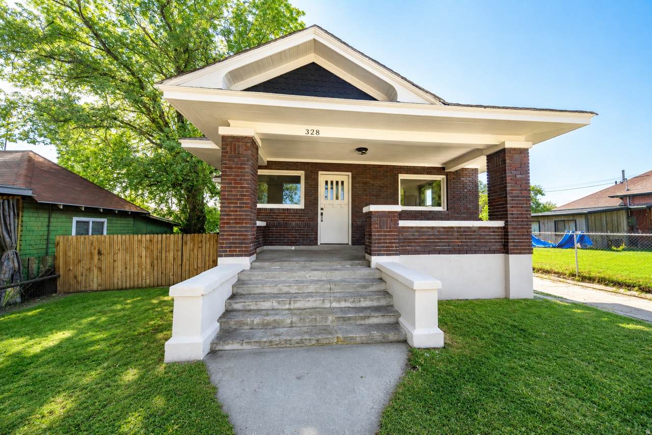 328 Carbon Ave - Photo 1