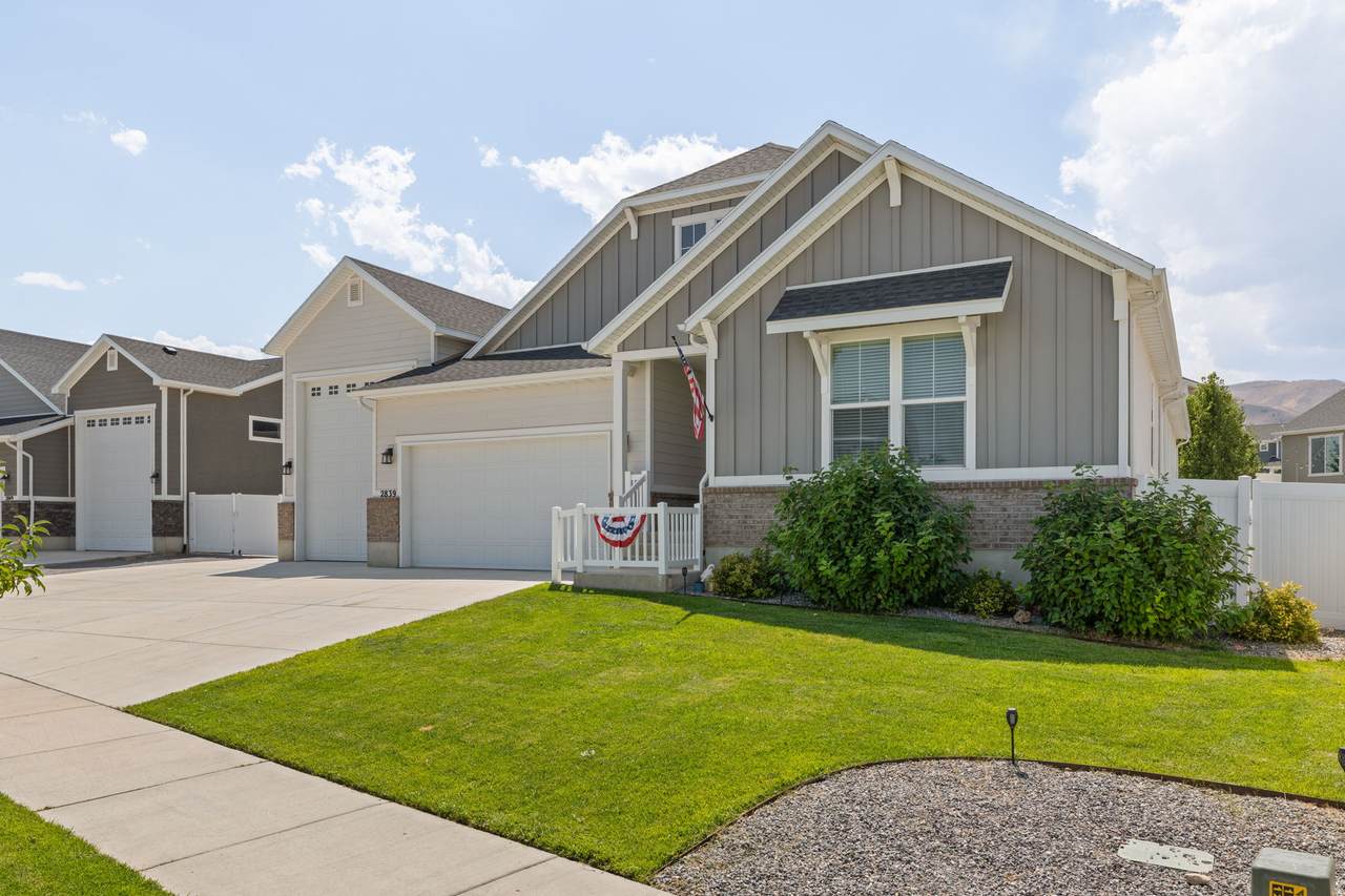 2839 Drake Ave - Photo 1