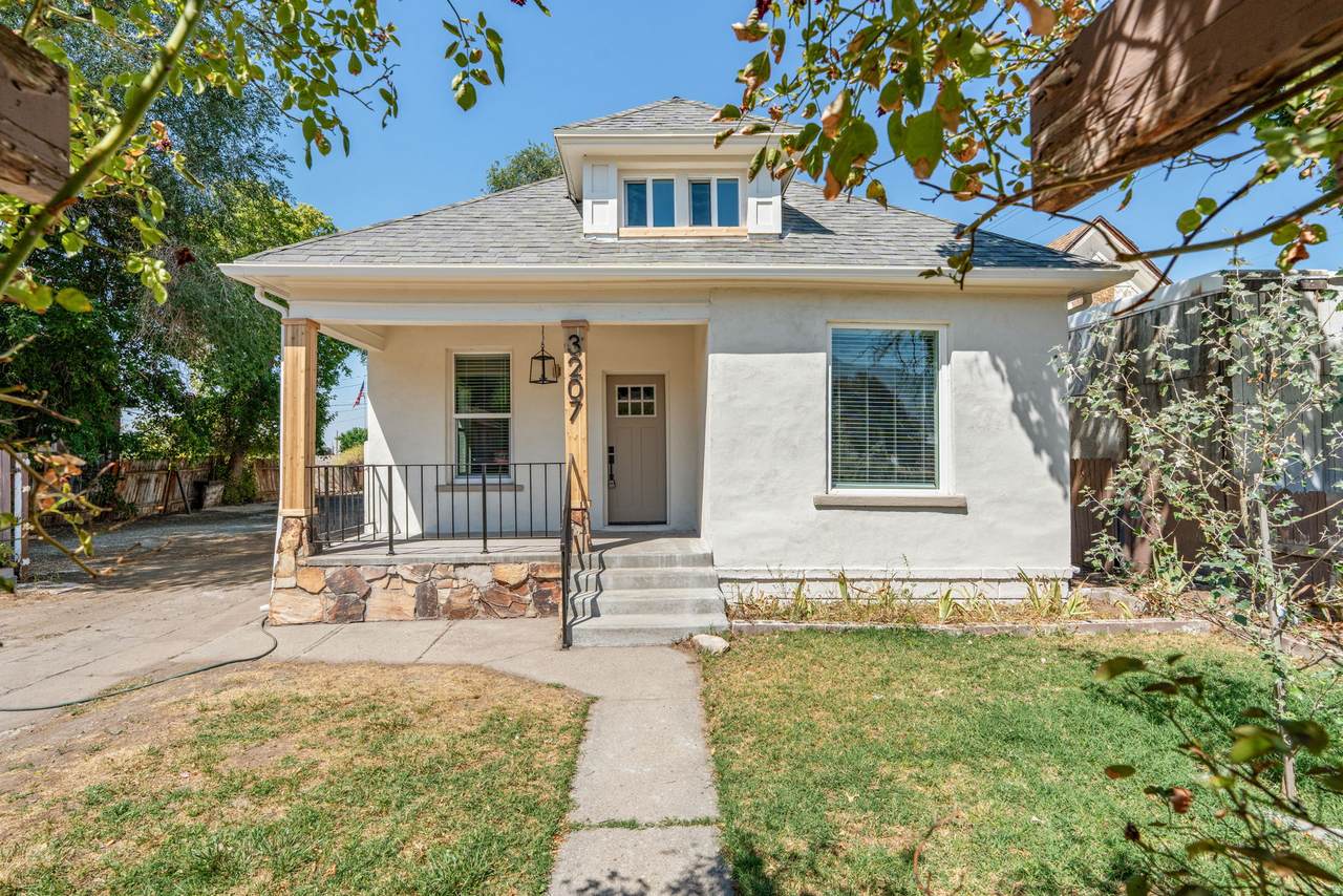 3207 Pingree Ave - Photo 1