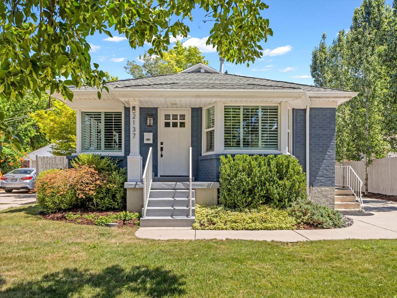 2137 Texas St - Photo 1