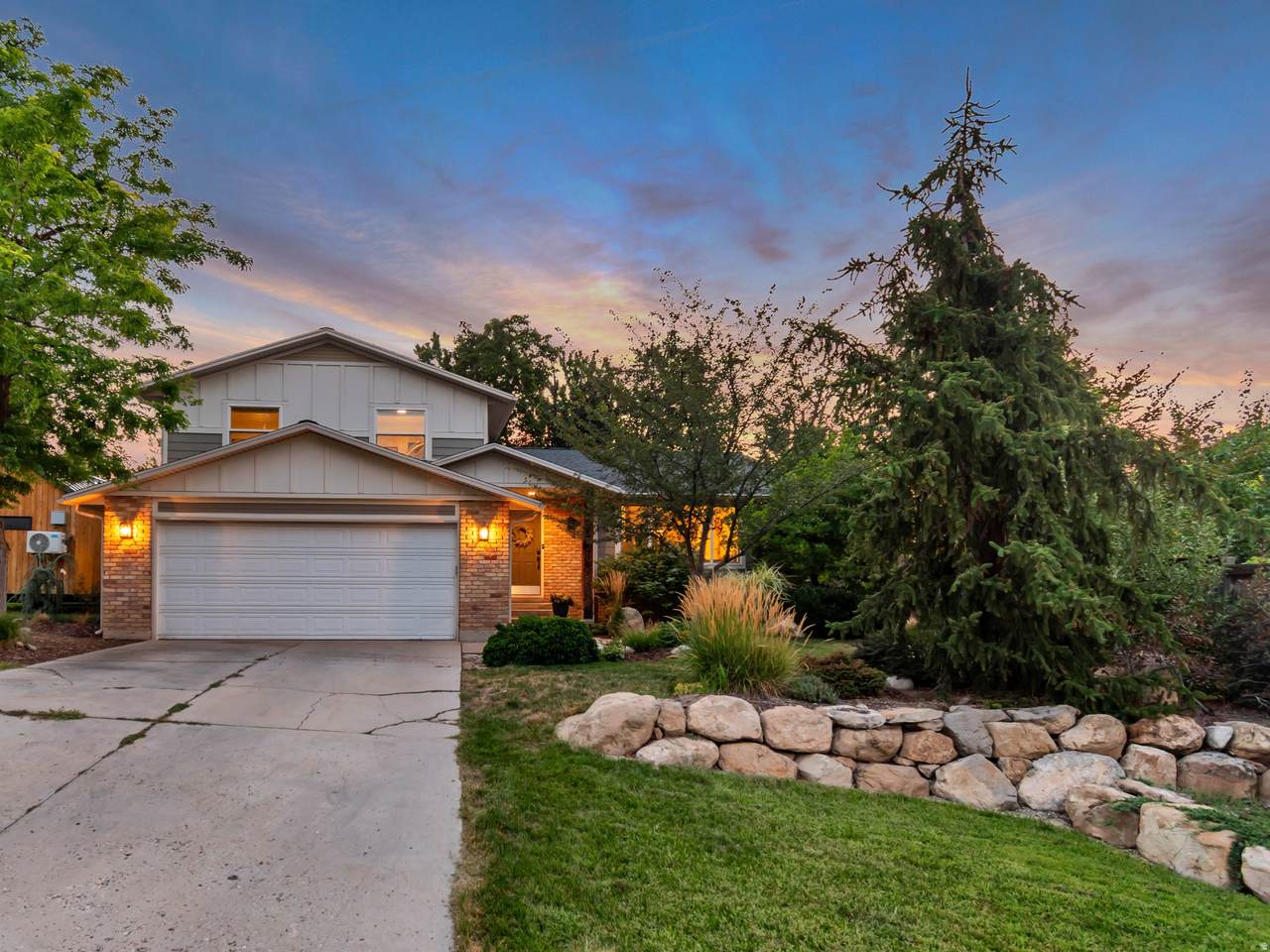 9192 Shad Ln - Photo 1