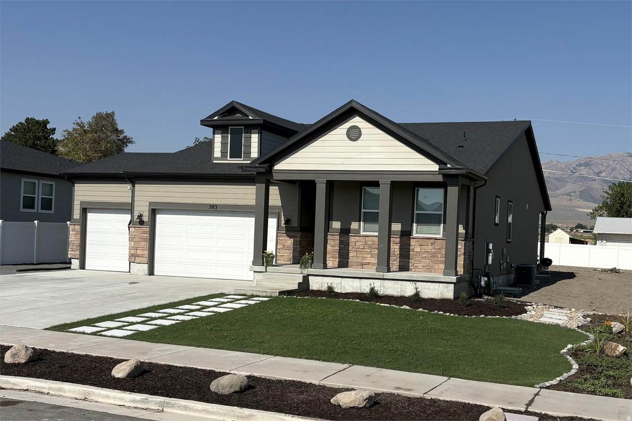 203 Gold Hill Dr - Photo 1