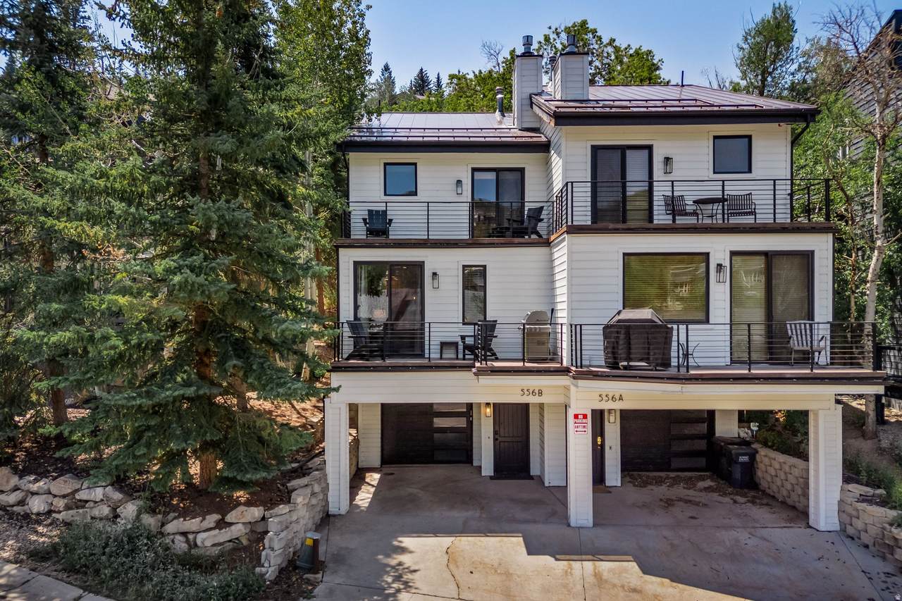 556 Deer Valley Loop - Photo 1