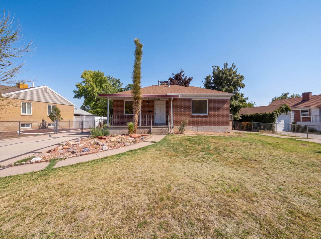 116 Ross Dr - Photo 1