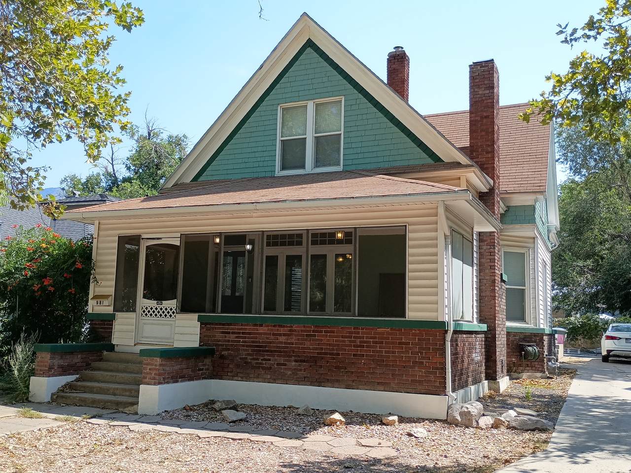981 24TH - Photo 1