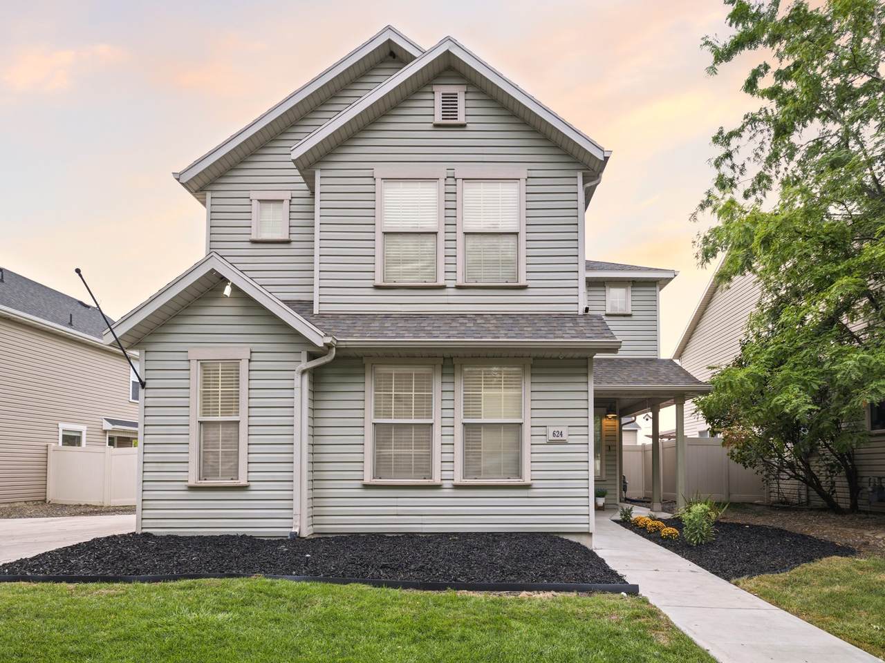 624 850 - Photo 1